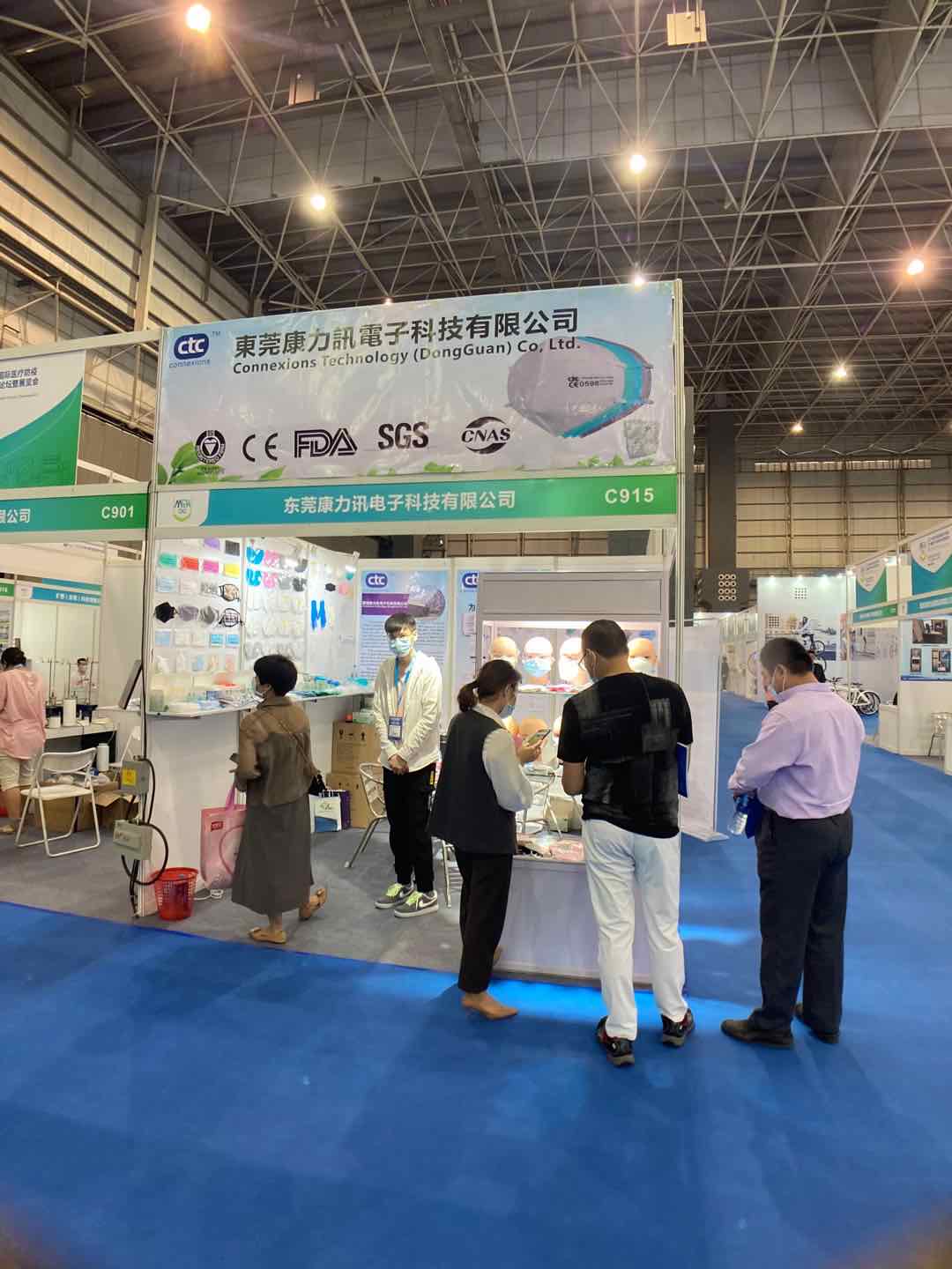 World Young Scientists Summit hears of China's virus control success World Young Scientists Summit hears of China's virus control success