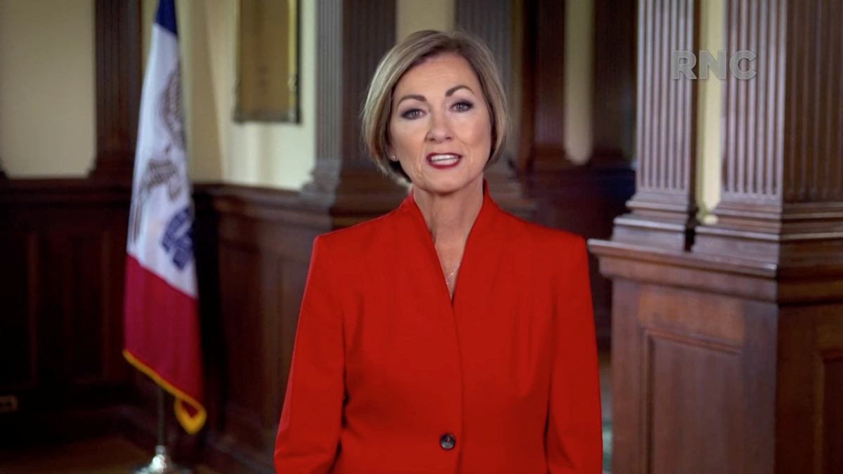 US Iowa governor issues statewide mask mandate puts limits on gatherings US Iowa governor issues statewide mask mandate puts limits on gatherings