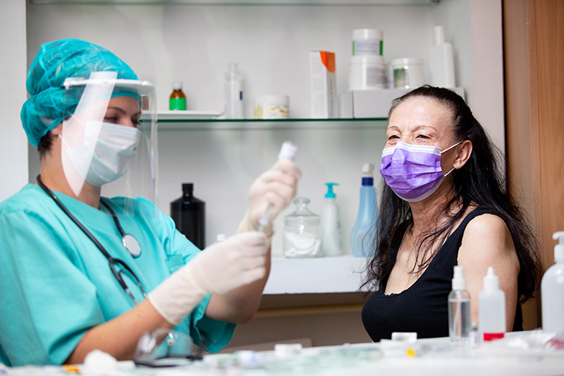 Covid vaccine doesn't mean the end of face masks   Covid vaccine doesn't mean the end of face masks