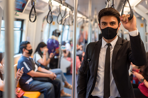 WHO urges Europeans to wear masks during Christmas WHO urges Europeans to wear masks during Christmas