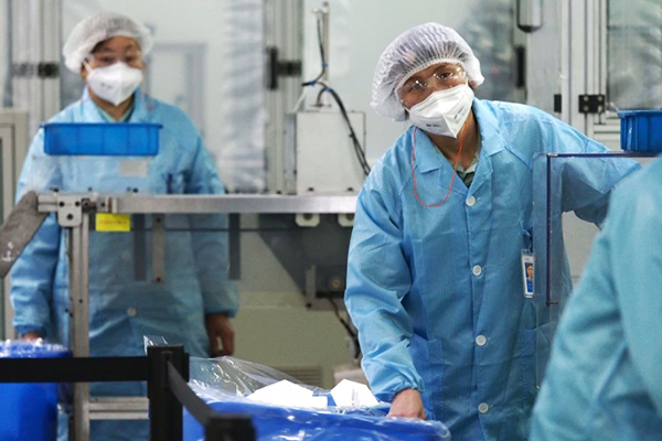 F.D.A. to Allow Use of KN95 Masks Approved by China F.D.A. to Allow Use of KN95 Masks Approved by China