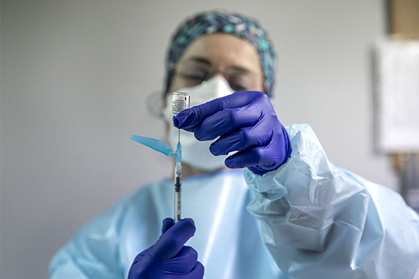 Covid-19 vaccine doses going to waste in some of Spain’s regions due to unsuitable syringes Covid-19 vaccine doses going to waste in some of Spain’s regions due to unsuitable syringes