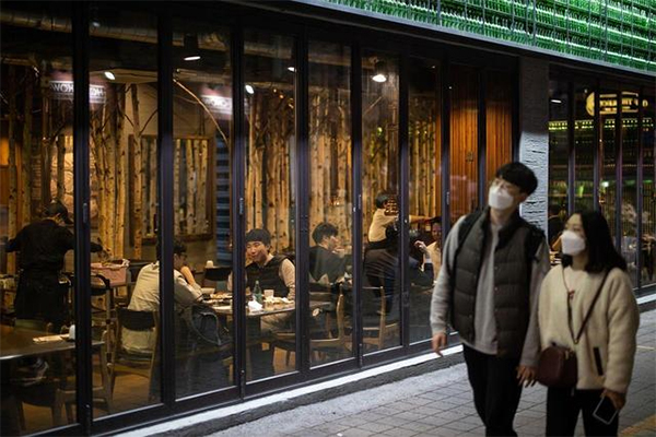 More and more cases have been confirmed in many countries in Europe and Asia More and more cases have been confirmed in many countries in Europe and Asia